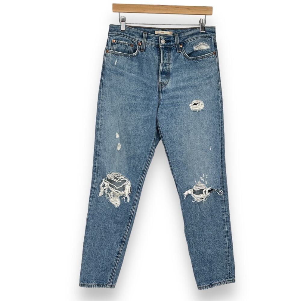 Levi's Premium Denim Wedgie Jeans Women's 28 Blue Straight Leg Button Fly Cotton